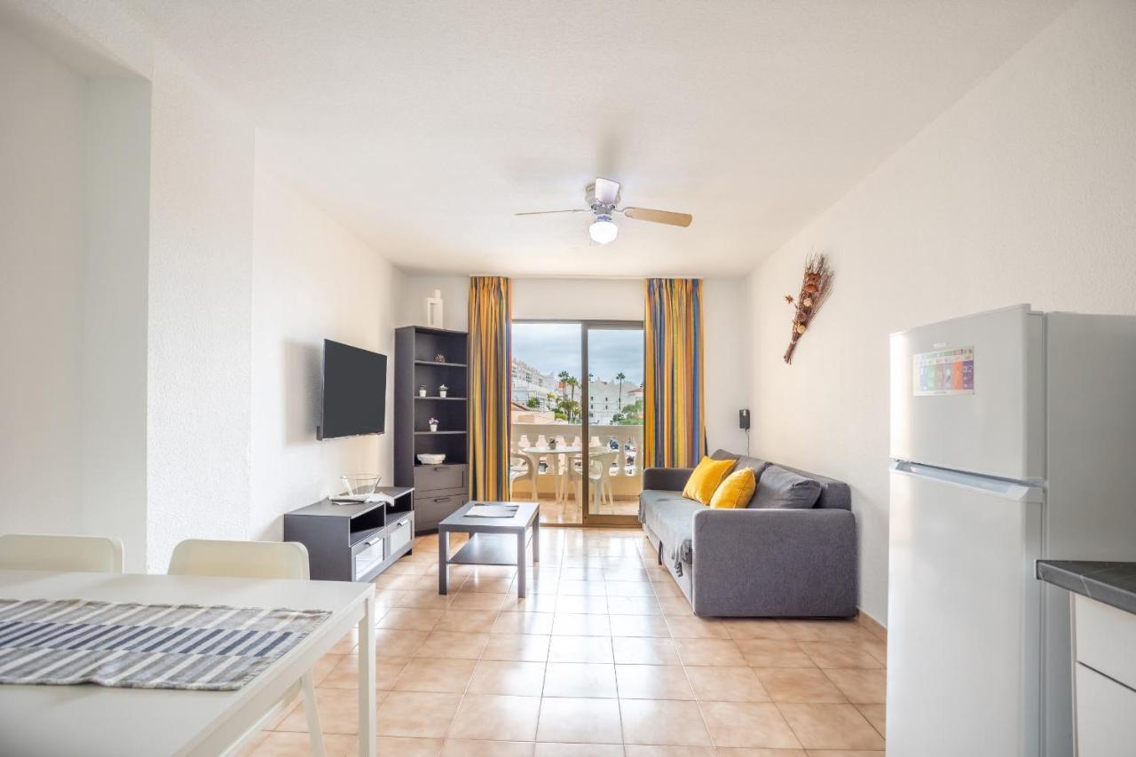 Castle Harbour Matthew'S Flat Los Cristianos By Lovetenerife Exterior foto